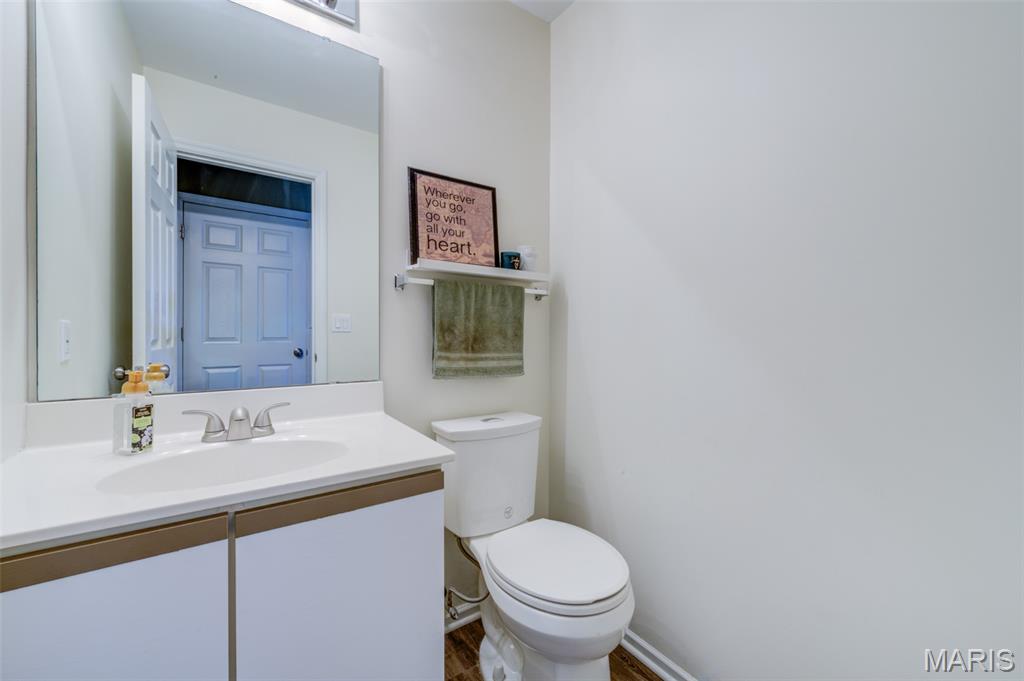 Sherman Meadows Twnhms - Residential