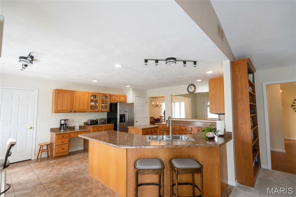 Woodsview Manor - Residential