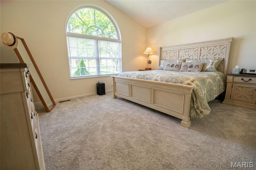 Woodsview Manor - Residential