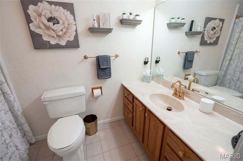 Woodsview Manor - Residential