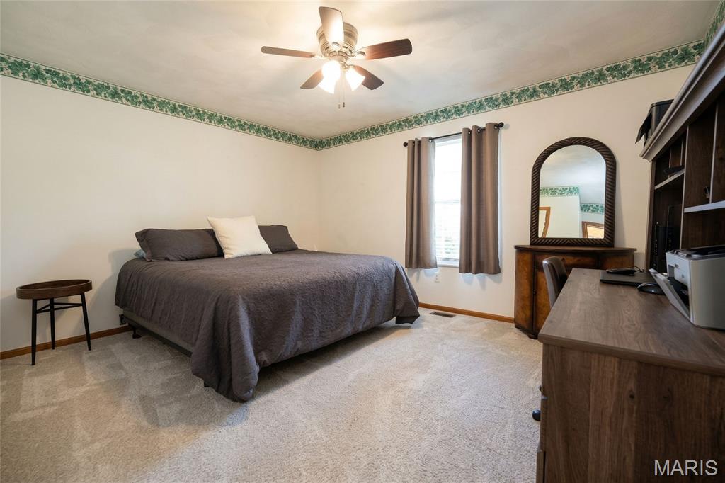 Woodsview Manor - Residential