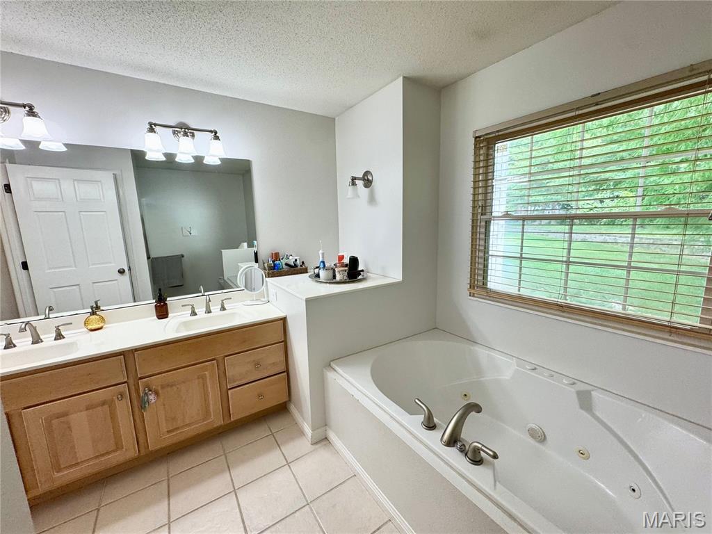 Lincoln Mdws #2 - Residential Lease