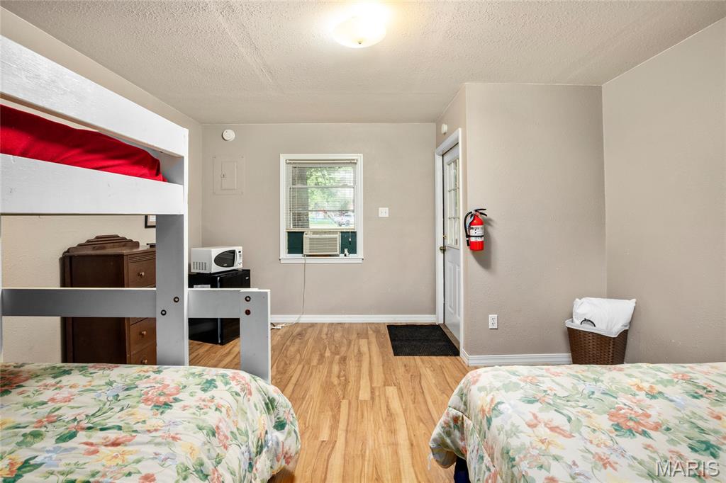 n/a - Commercial Sale