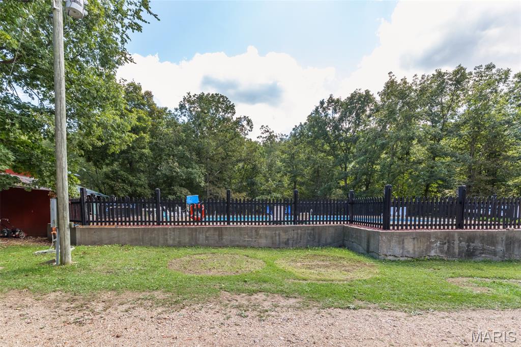 n/a - Commercial Sale