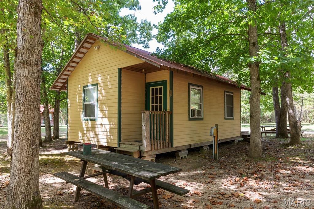 n/a - Commercial Sale