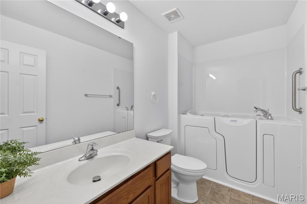 Ellington Place #3 - Residential