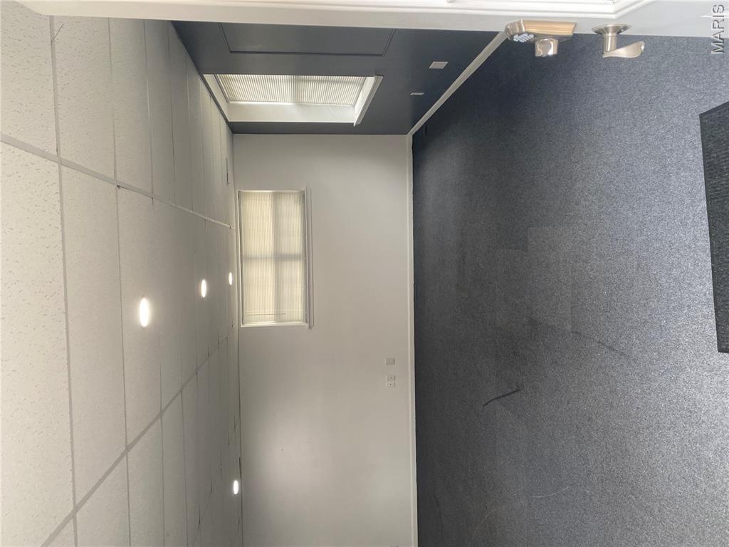 Jungermann Office Ctr Ph2 Sub - Commercial Sale