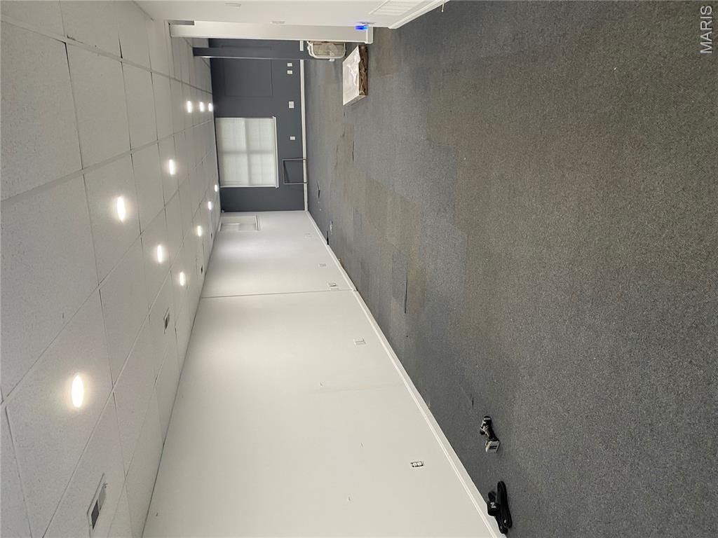 Jungermann Office Ctr Ph2 Sub - Commercial Sale