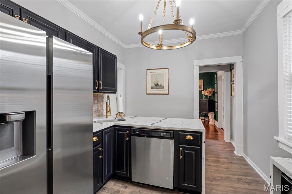 Woodlawn Manor - Residential
