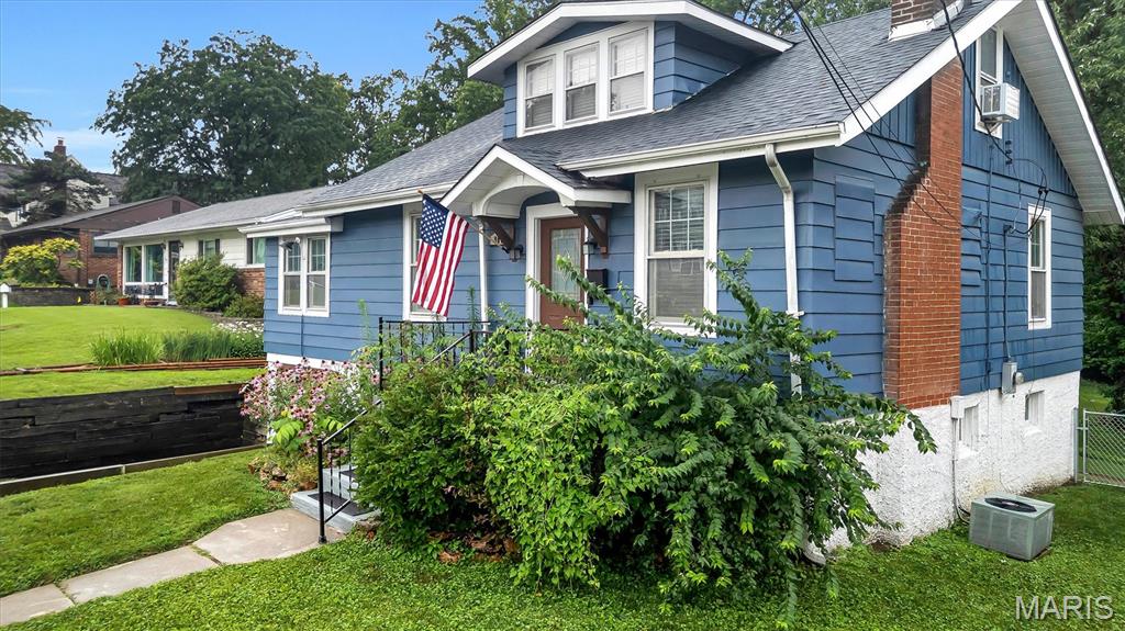 Woodlawn Manor - Residential