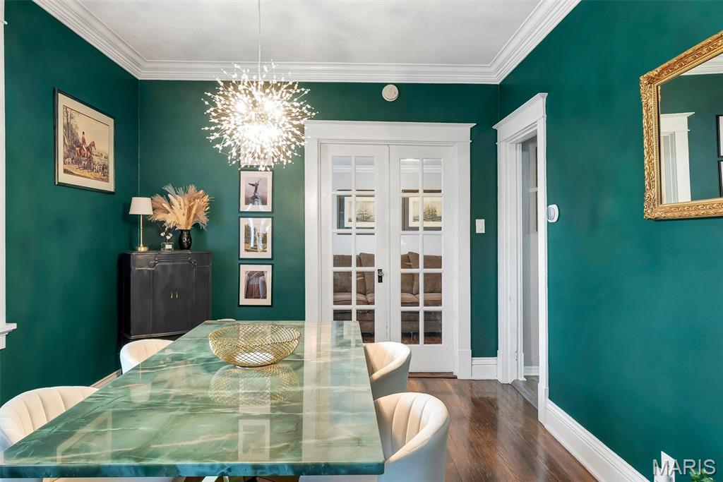 Woodlawn Manor - Residential