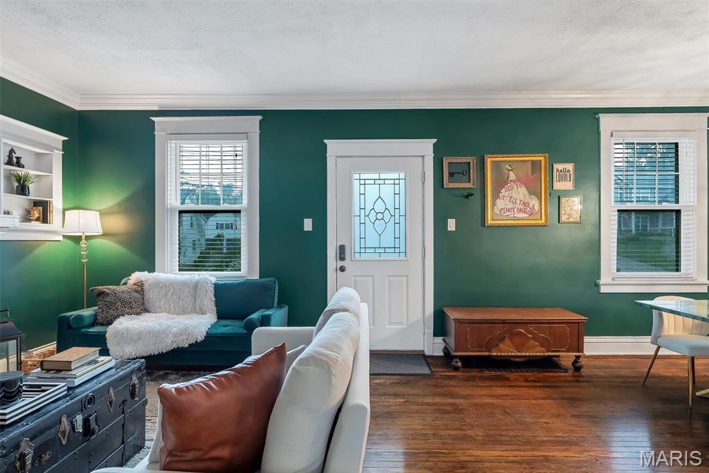 Woodlawn Manor - Residential