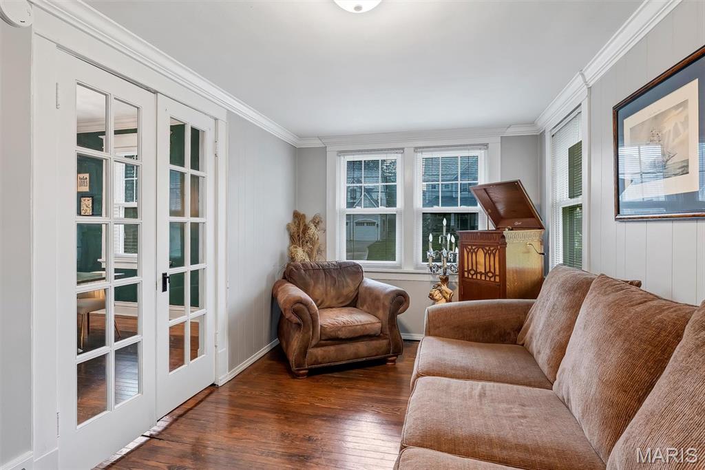 Woodlawn Manor - Residential