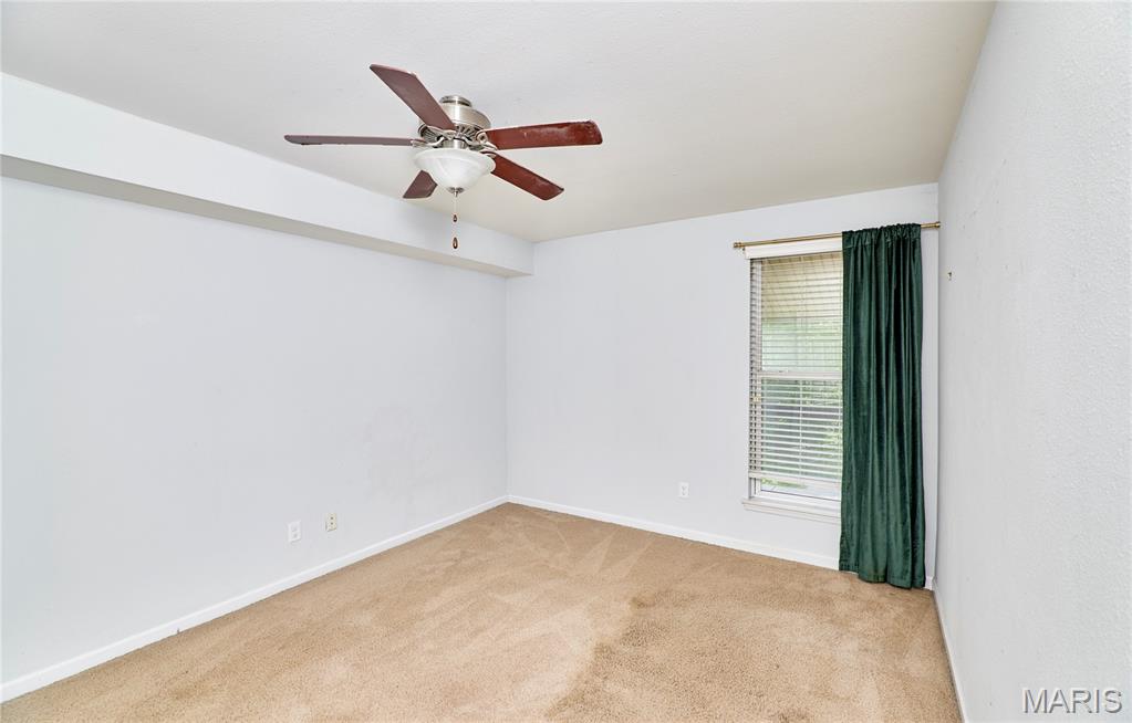 Greenbriar Condo - Residential