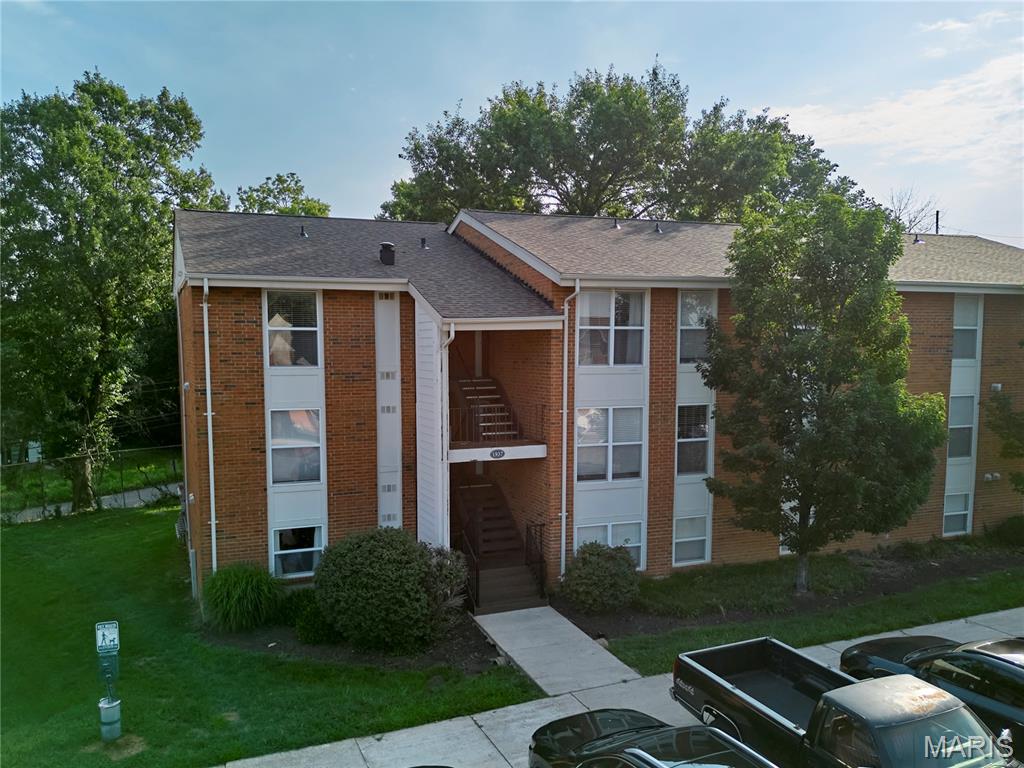 Greenbriar Condo - Residential