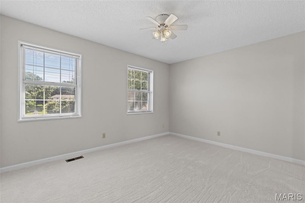 Brentwood Forest Condo Ph Six T - Residential