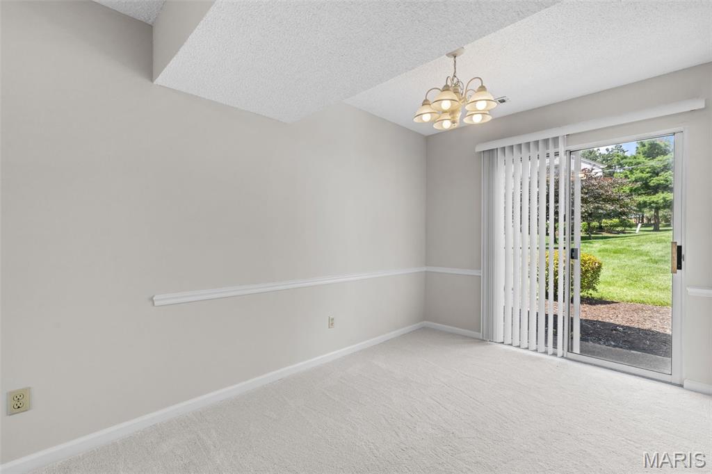 Brentwood Forest Condo Ph Six T - Residential