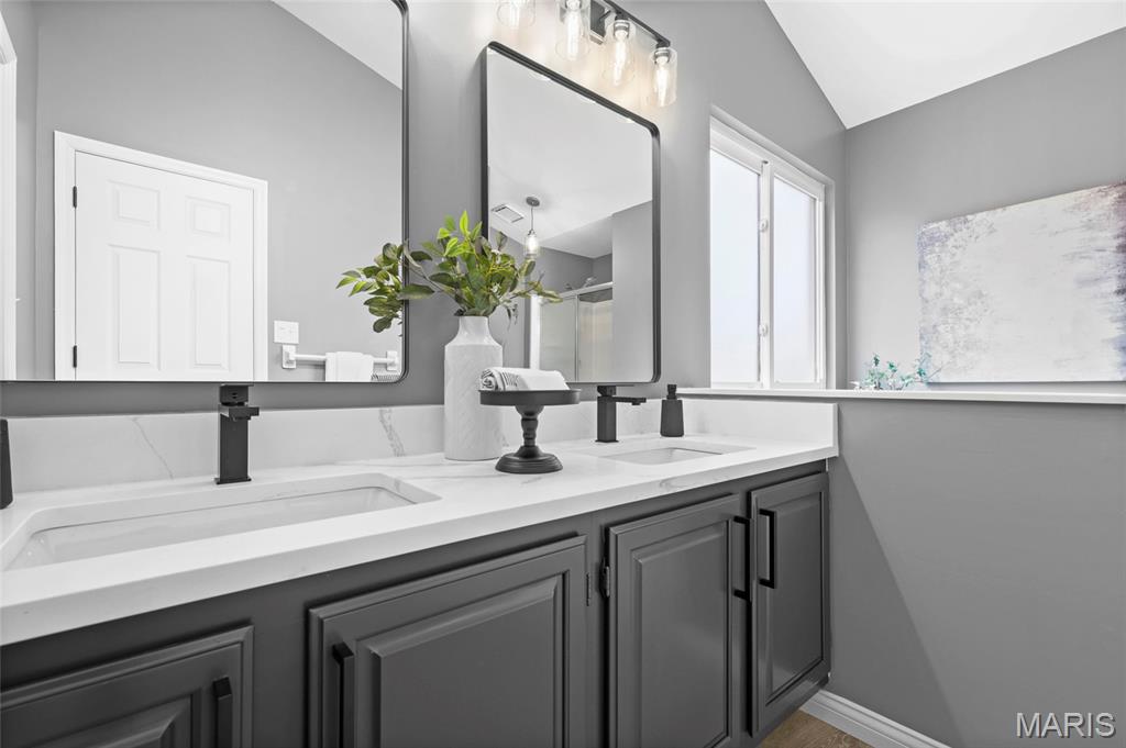 Twin Chimneys Village B Lindenwood - Residential