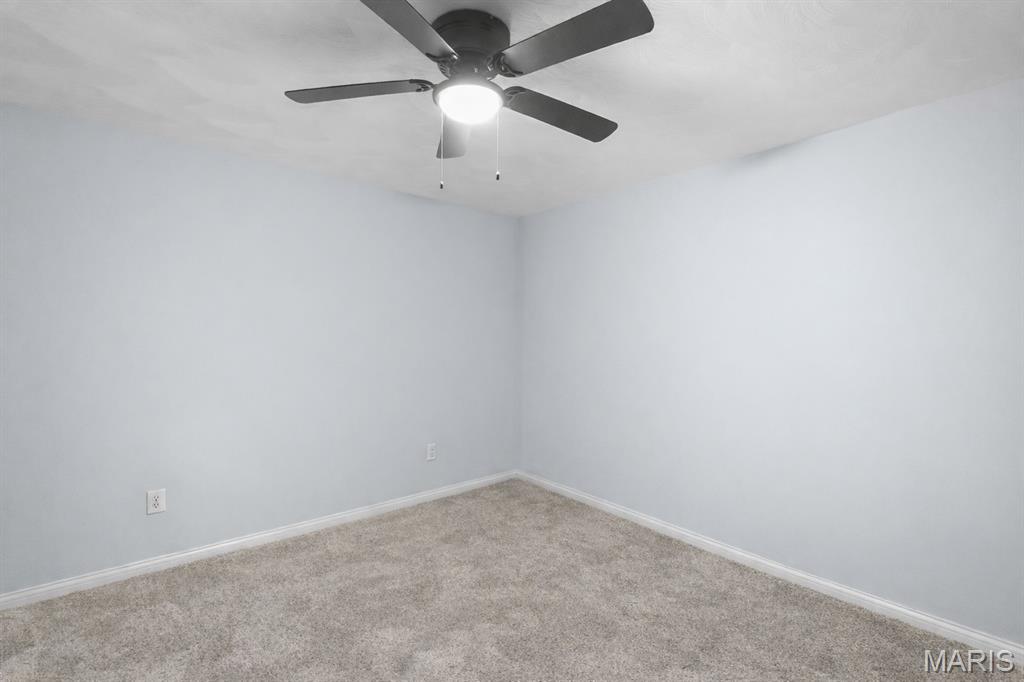 Twin Chimneys Village B Lindenwood - Residential