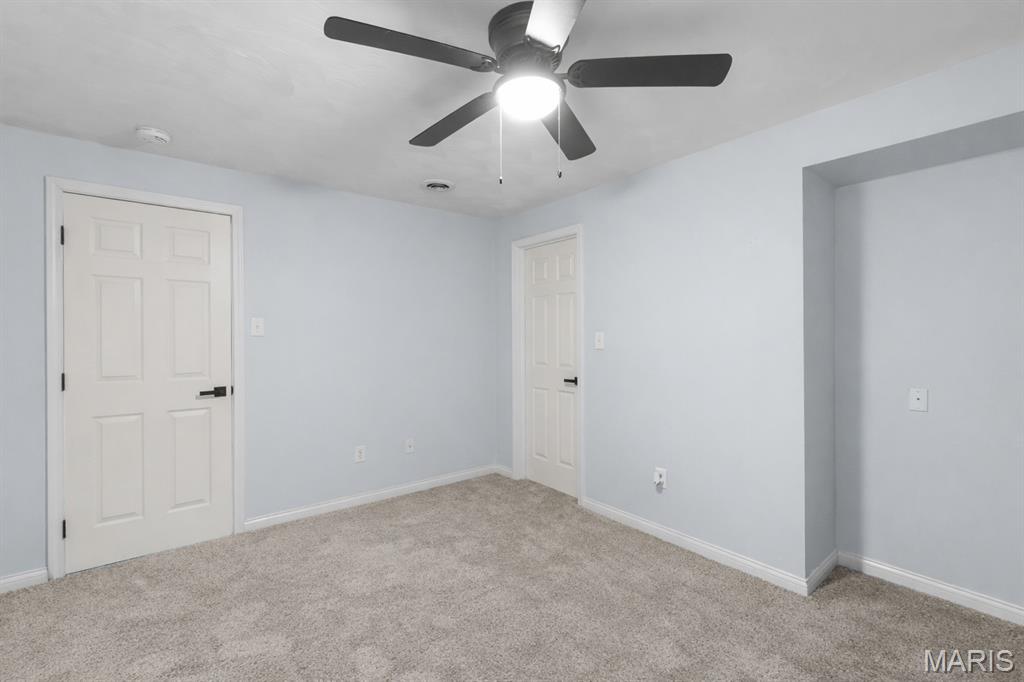 Twin Chimneys Village B Lindenwood - Residential
