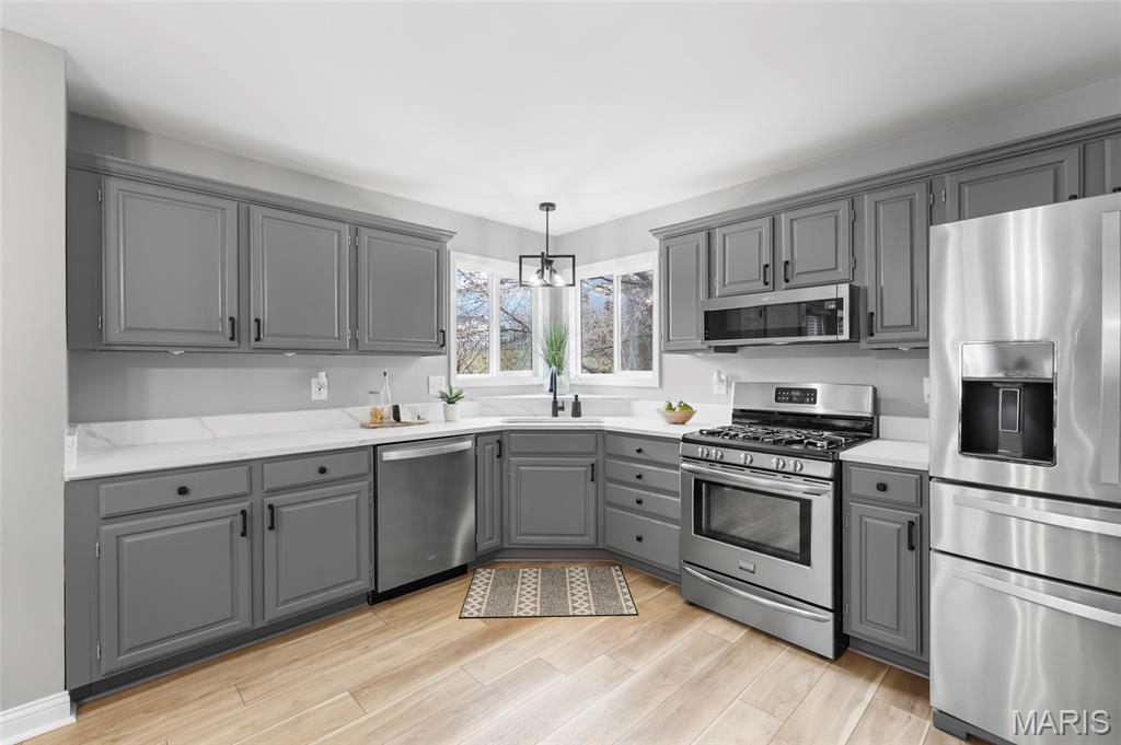 Twin Chimneys Village B Lindenwood - Residential