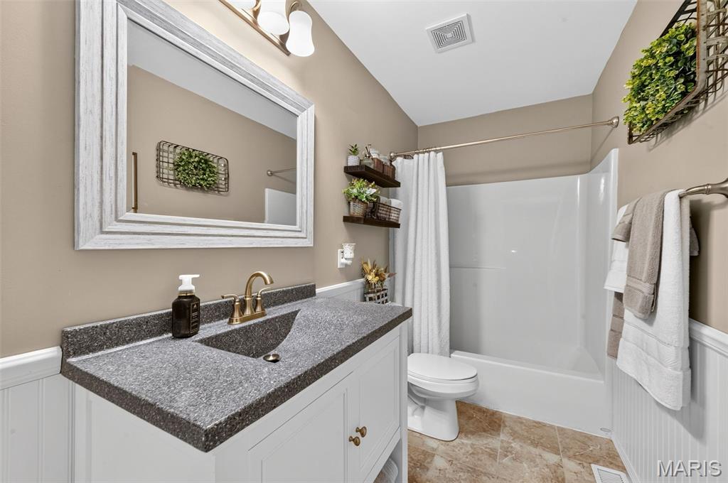 Glenn Oaks Estates - Residential