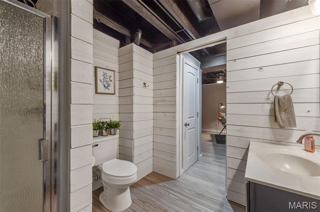 Glenn Oaks Estates - Residential