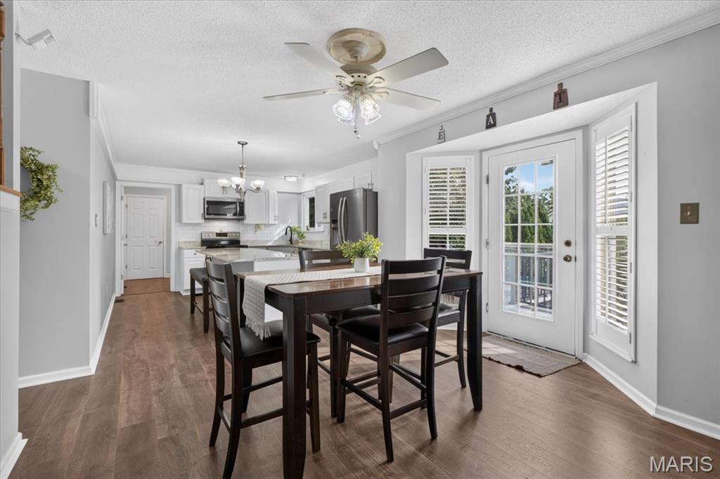 Country Crossing Estate - Residential