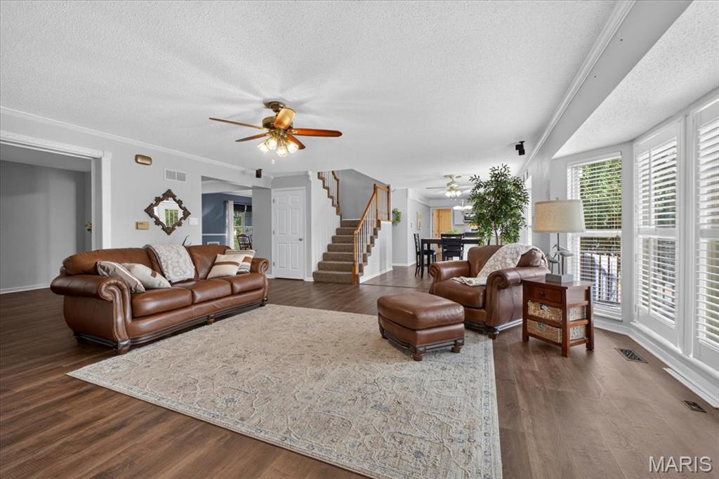 Country Crossing Estate - Residential