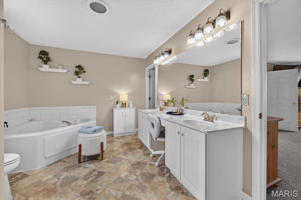 Country Crossing Estate - Residential