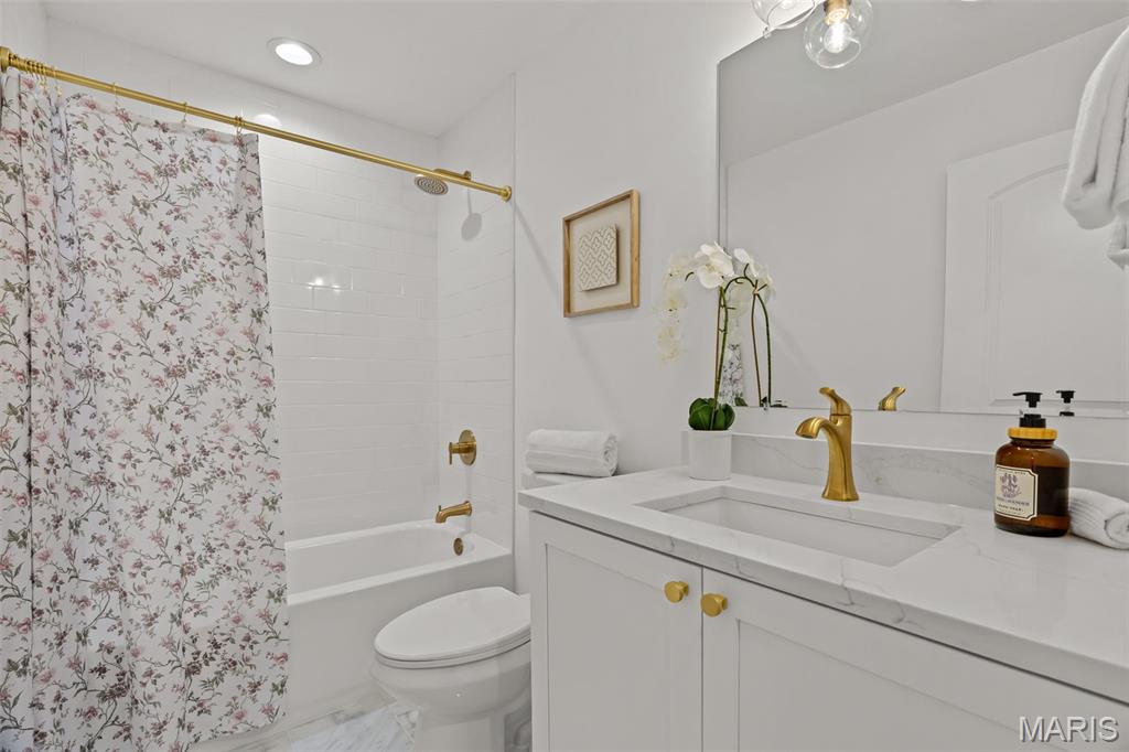 Bainbridge 3 - Residential