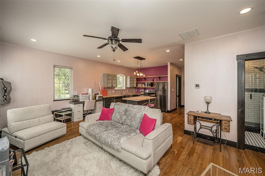 Glyn Acres - Residential