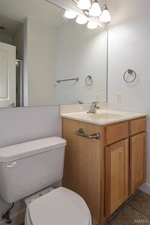 Pershing Condo - Residential
