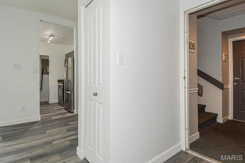 Pershing Condo - Residential