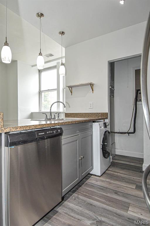 Pershing Condo - Residential
