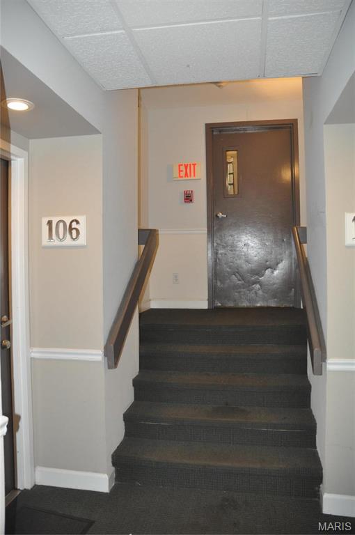 Pershing Condo - Residential
