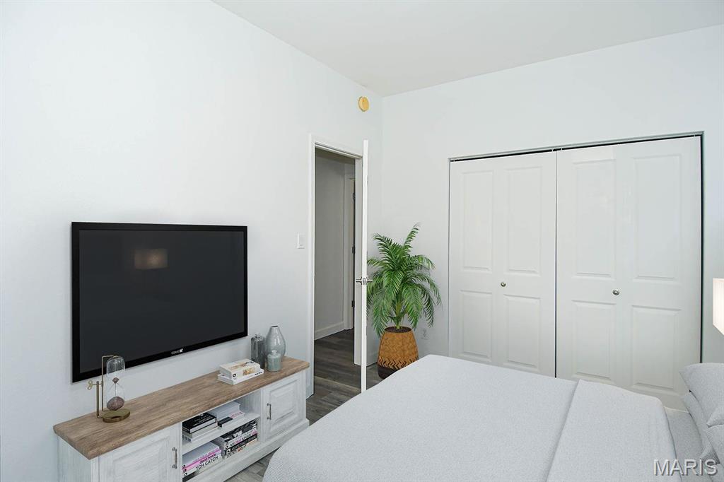 Pershing Condo - Residential
