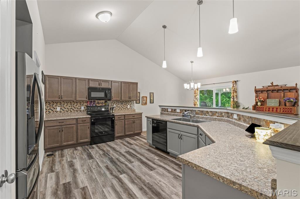 Stone Crossing - Residential