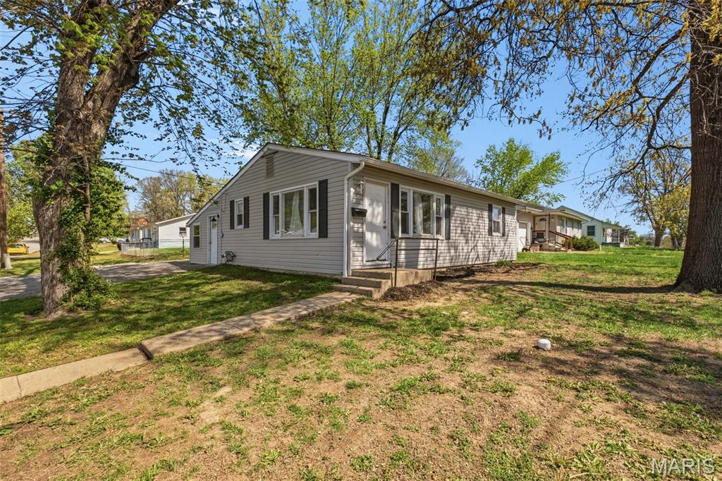 Charming and affordable home located in the heart of Troy! This 3-bedroom, 1-bath property is perfect for first-time buyers, investors, or anyone looking to downsize. Enjoy the convenience of main floor laundry, along with a cozy living room and an inviting eat-in kitchen. Step outside to a fenced backyard offering privacy and space to relax, plus a storage shed for your extra belongings. Conveniently situated just minutes from local schools and shopping, this home combines comfort with location. Affordable opportunities like this don’t last long—schedule your showing today!