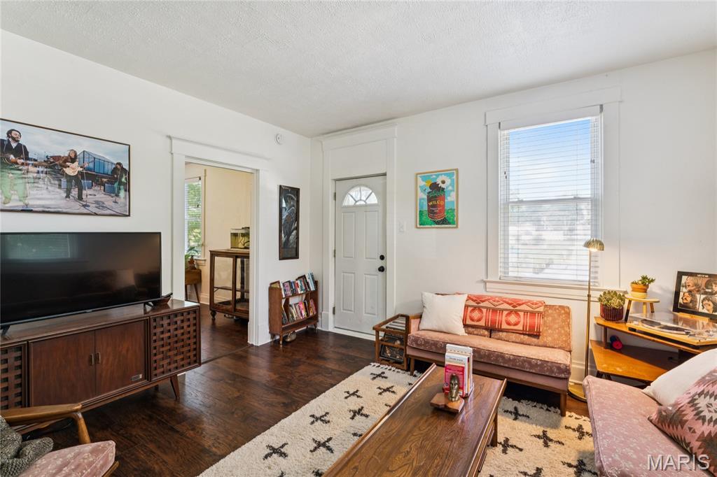 Maureen Terrace - Residential