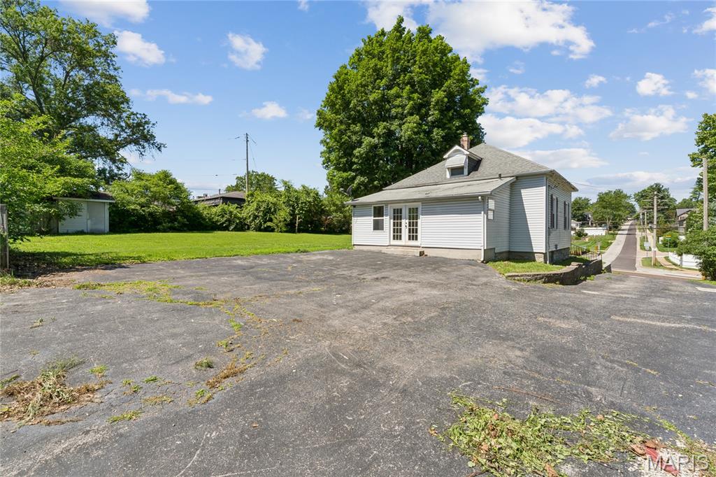 Maureen Terrace - Residential