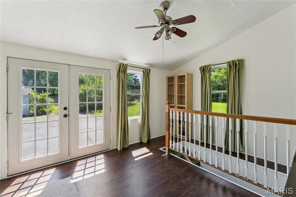 Maureen Terrace - Residential