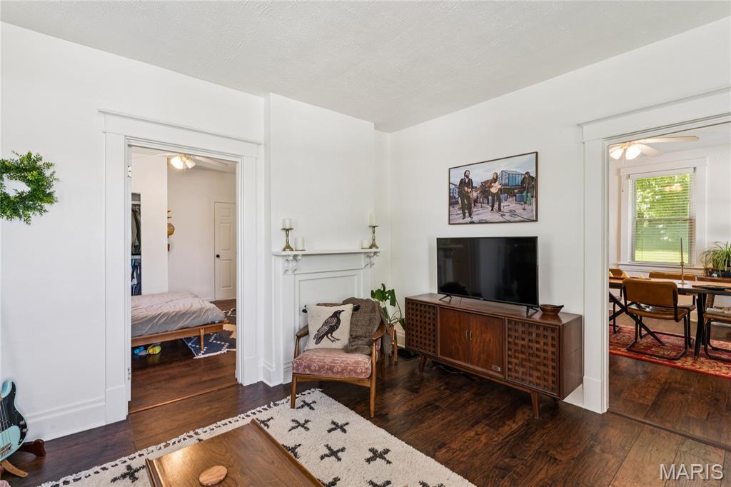 Maureen Terrace - Residential