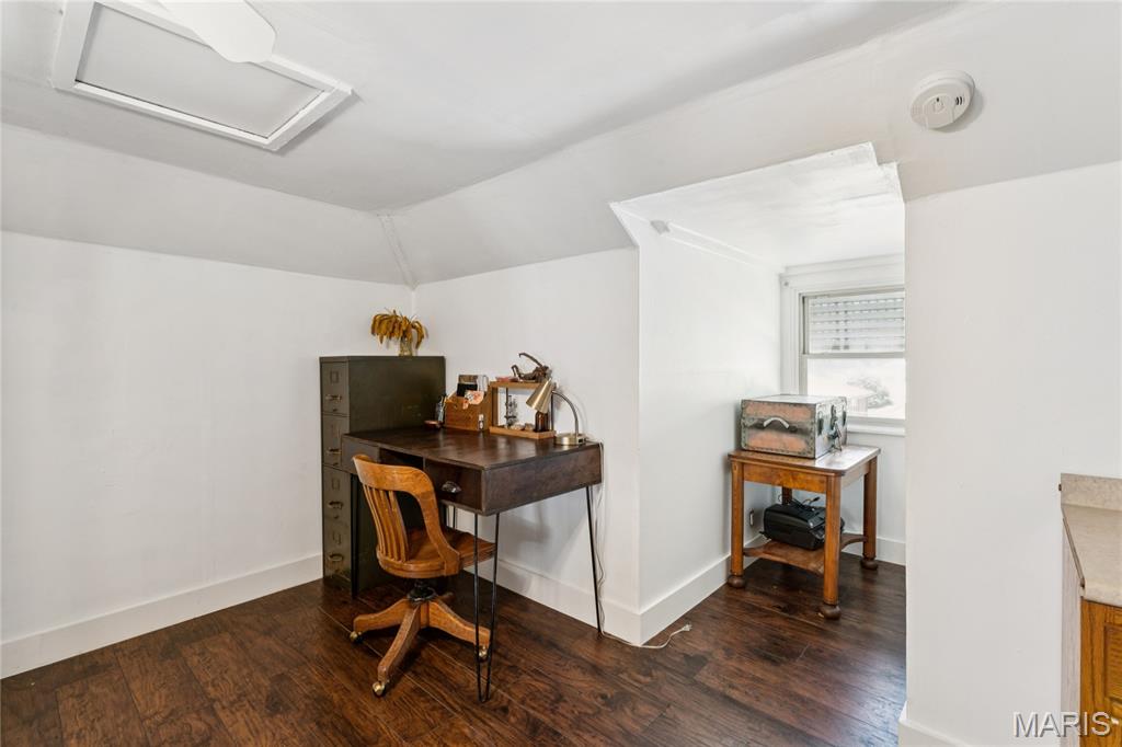 Maureen Terrace - Residential