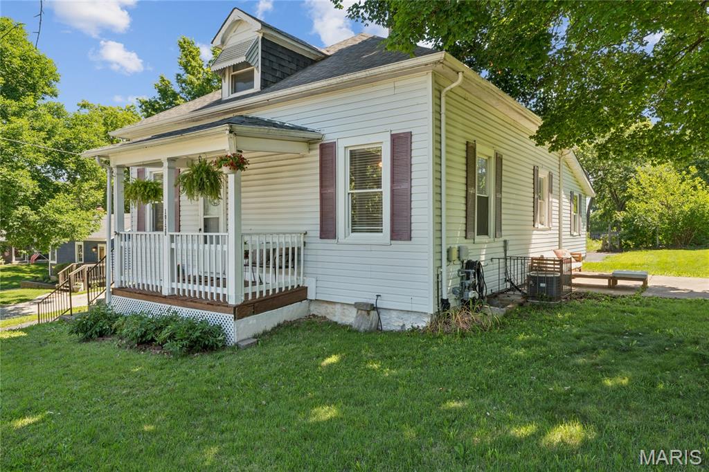Maureen Terrace - Residential