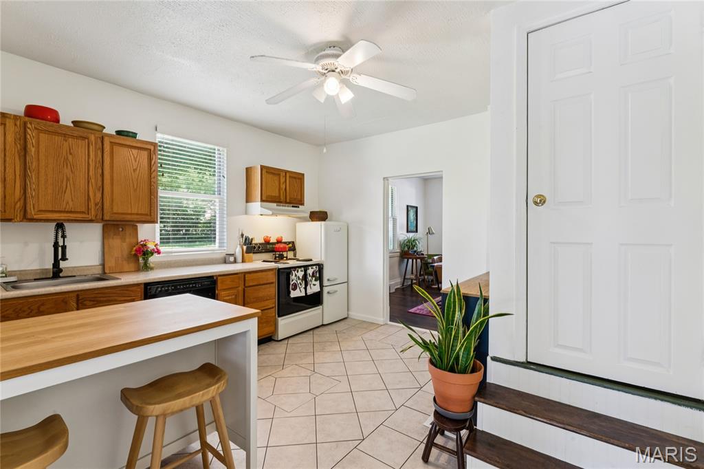 Maureen Terrace - Residential