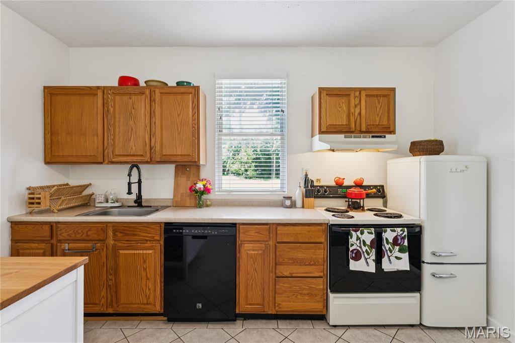 Maureen Terrace - Residential