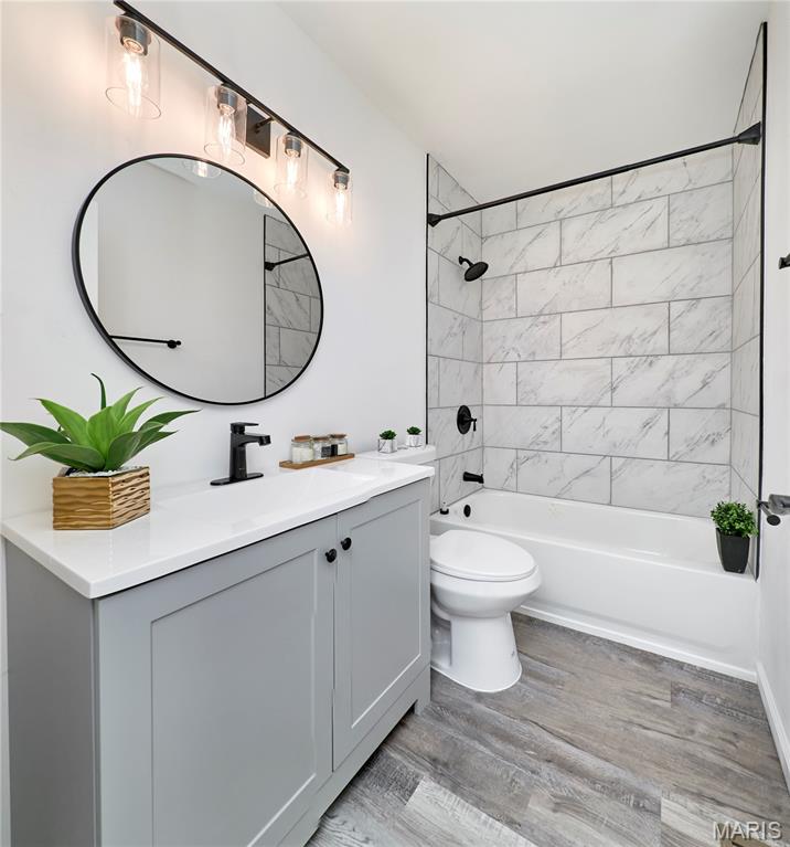 Rossridge Twnhs Condo - Residential