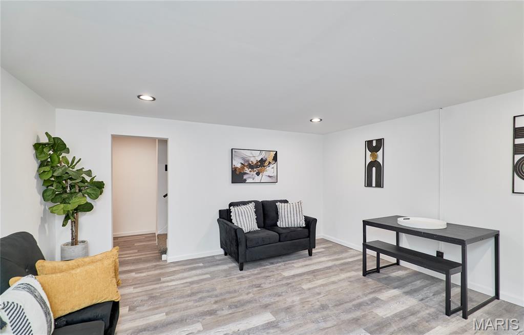 Rossridge Twnhs Condo - Residential