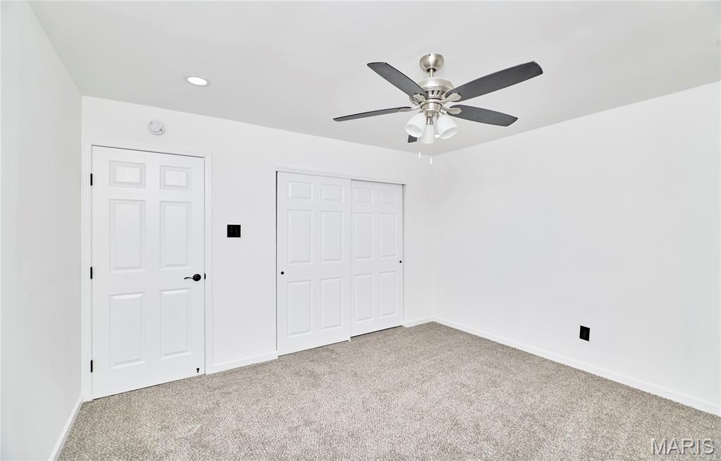Rossridge Twnhs Condo - Residential